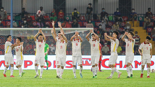 U23 Việt Nam khởi đầu với chiến thắng 7-0 trước U23 Singapore