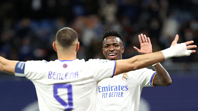 Bộ đôi Karim Benzema – Vinicius còn ghi nhiều bàn thắng hơn cả đội Barcelona mùa này