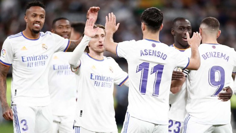 Real thắng đậm Sociedad dù bị dẫn bàn ngay từ phút thứ 10