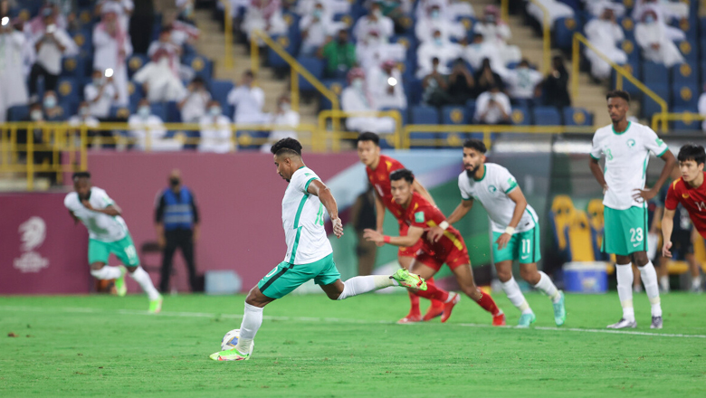 Trọng tài bắt chính trận Nhật Bản vs Việt Nam từng đuổi Duy Mạnh 2 Ông Tantashev Ilgiz từng đưa ra nhiều quyết định gây bất lợi cho ĐT Việt Nam